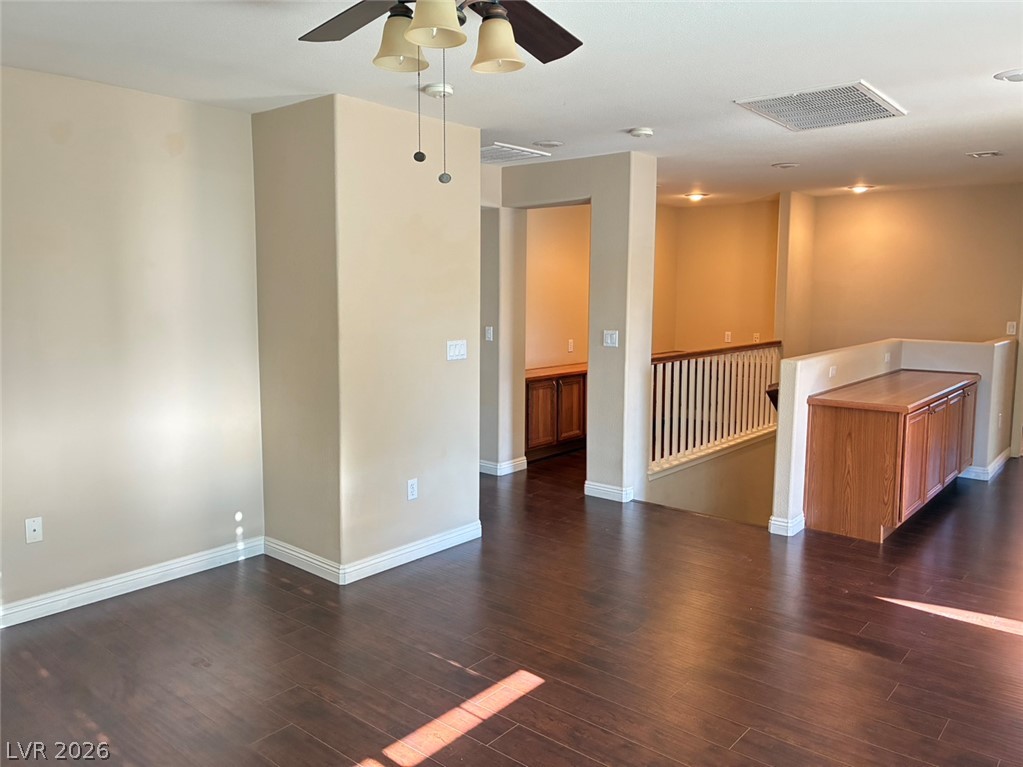 940 Encorvado Street Property Photo 14