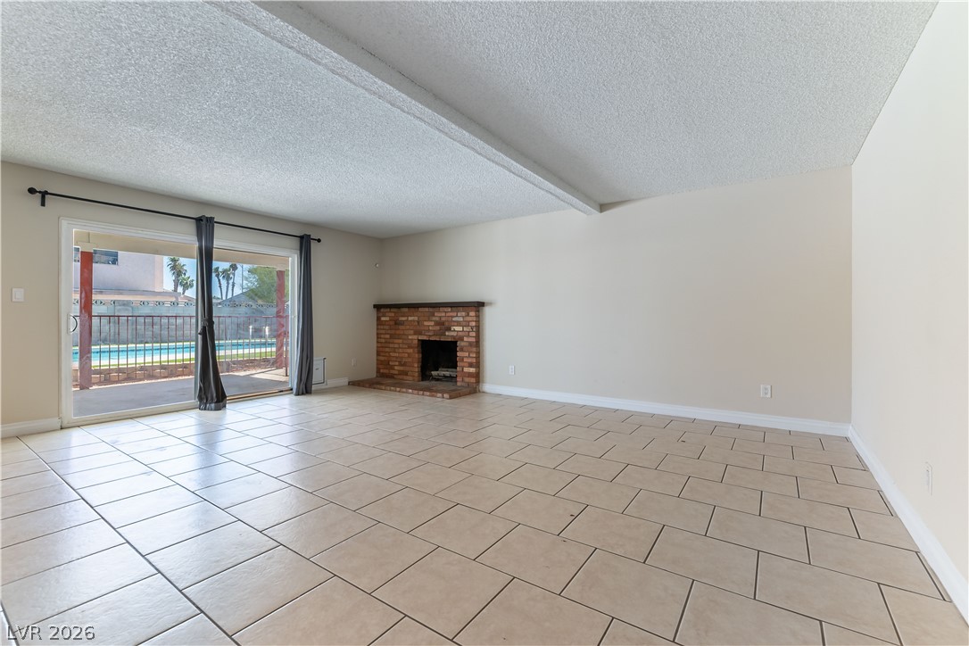 5212 Jana Court Property Photo 8