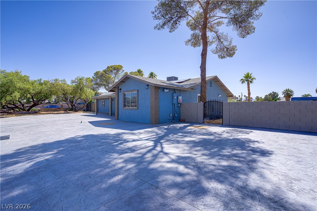 4490 West Warm Springs Road Property Photo 1