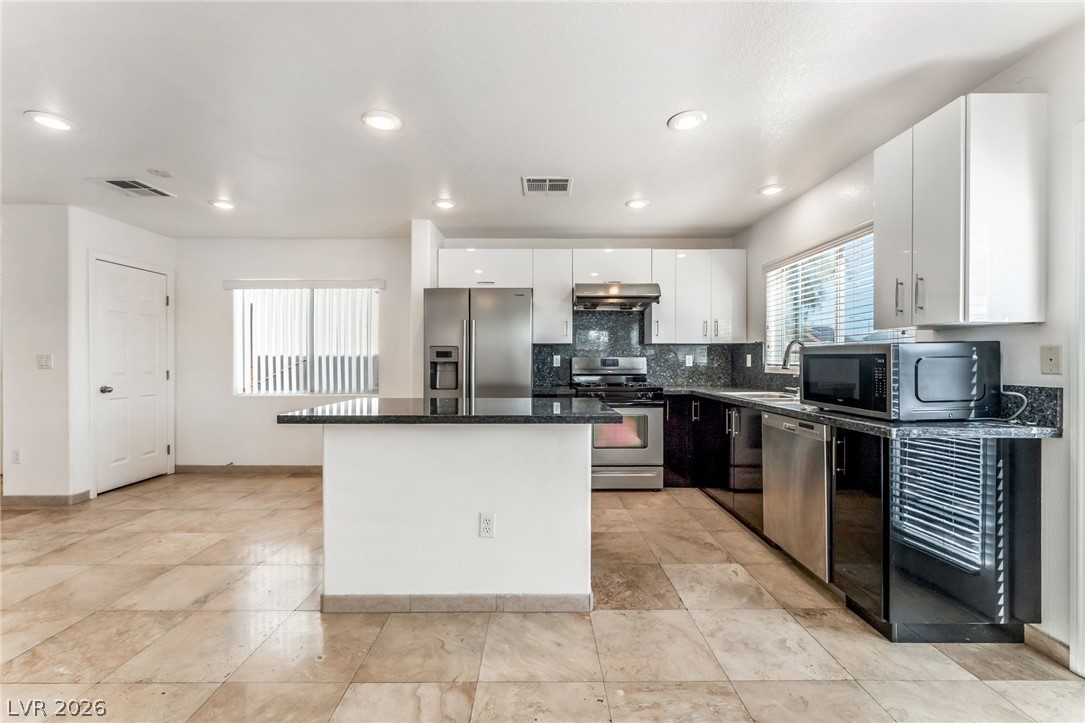 7286 Mosaic Terrace Street Property Photo 7