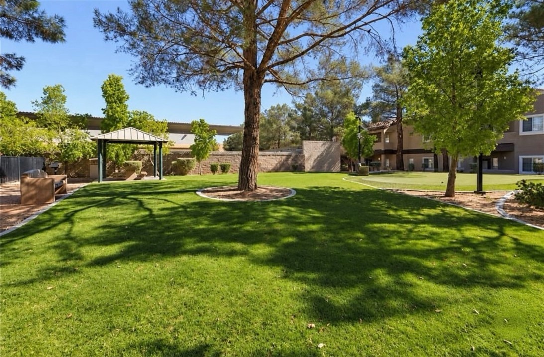 5250 South Rainbow Boulevard 1071 Property Photo 17