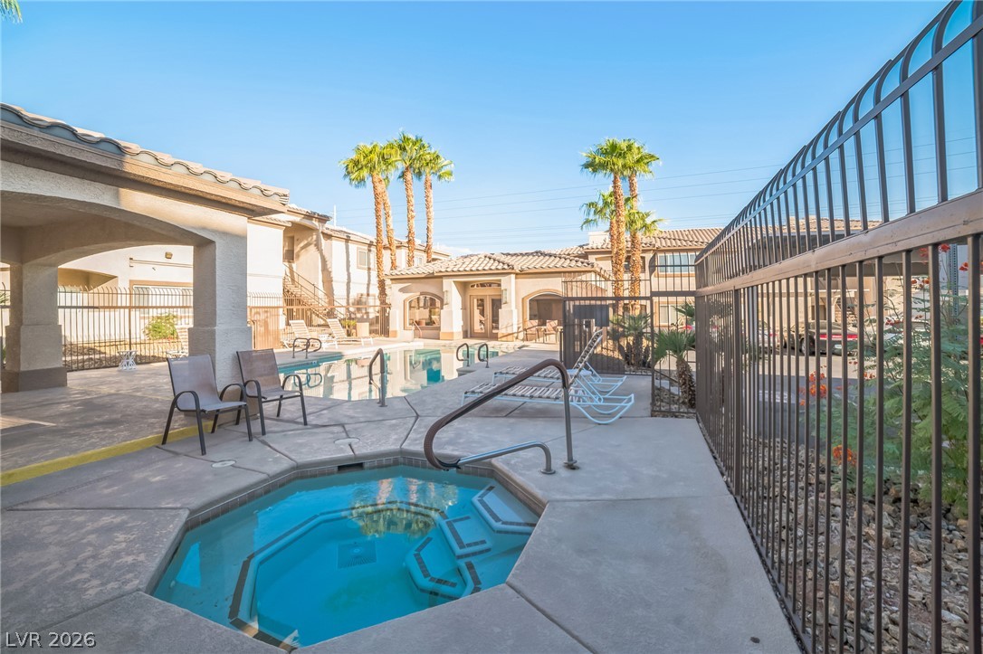 8725 West Flamingo Road 137 Property Photo 15