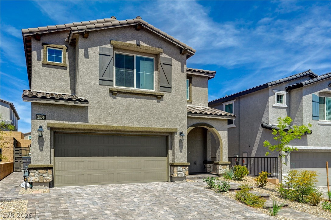 10956 Oregano Avenue Property Photo 3