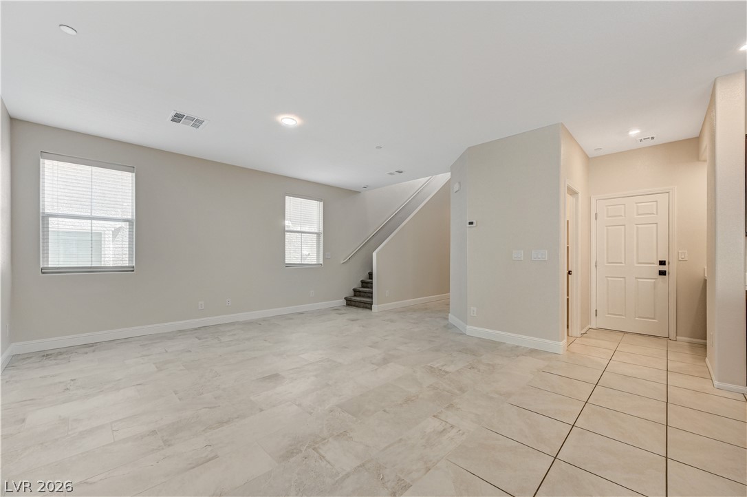 10956 Oregano Avenue Property Photo 7