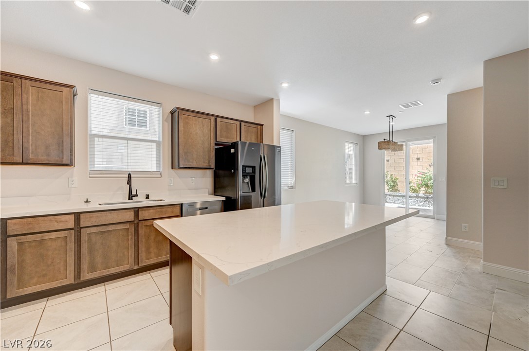 10956 Oregano Avenue Property Photo 10
