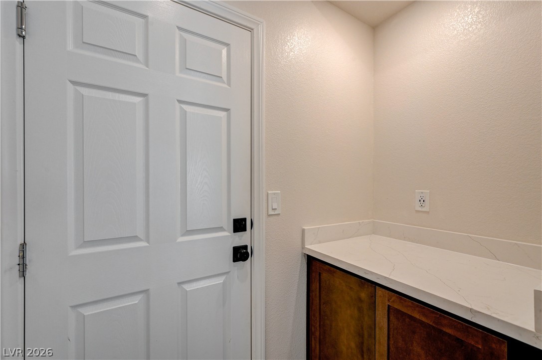 10956 Oregano Avenue Property Photo 17