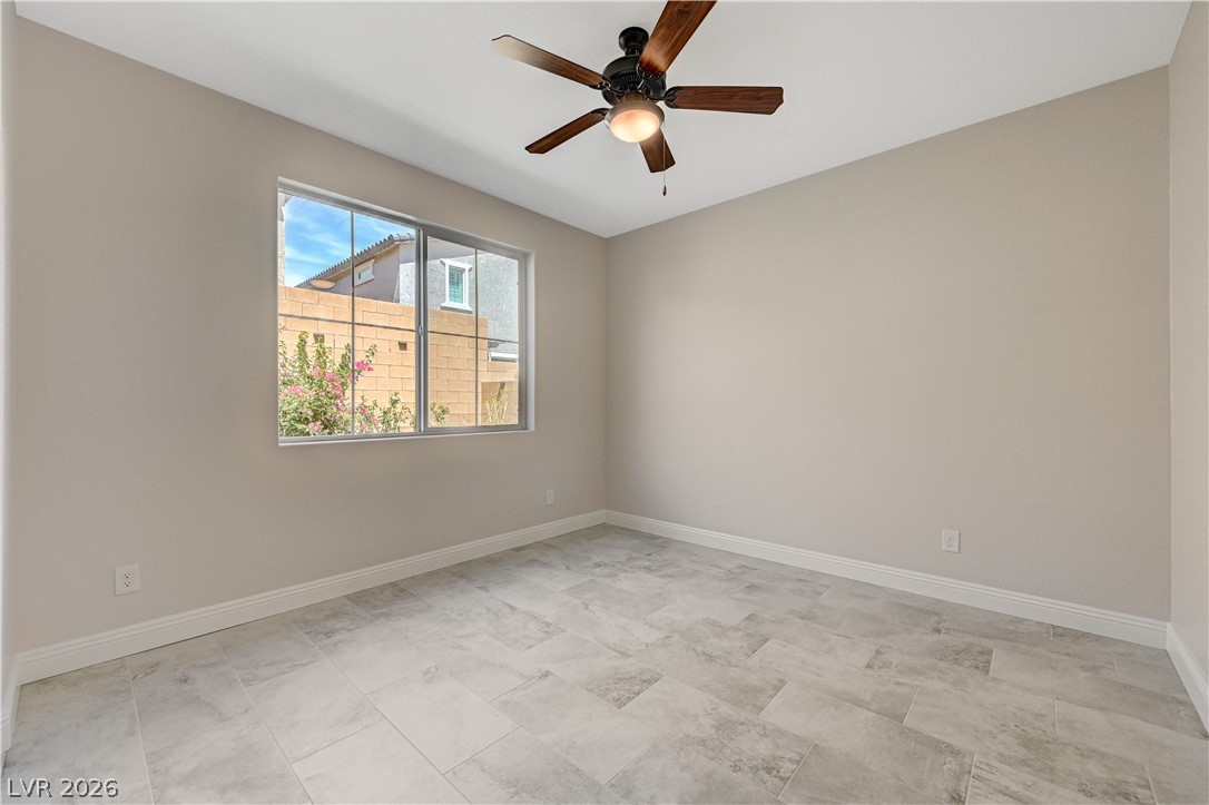 10956 Oregano Avenue Property Photo 23