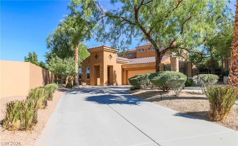 1091 Casa Palermo Circle Property Photo 2