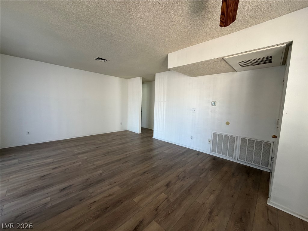 4878 Nara Vista Way 201 Property Photo 3