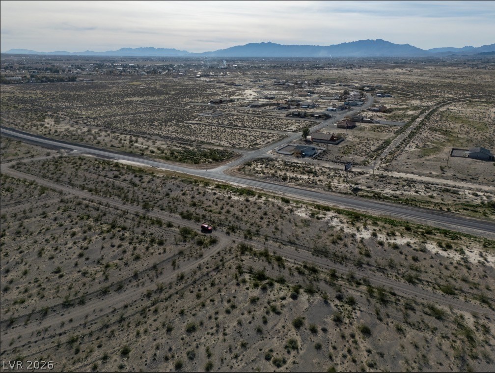 6811 North Highway 160 N Property Photo 8