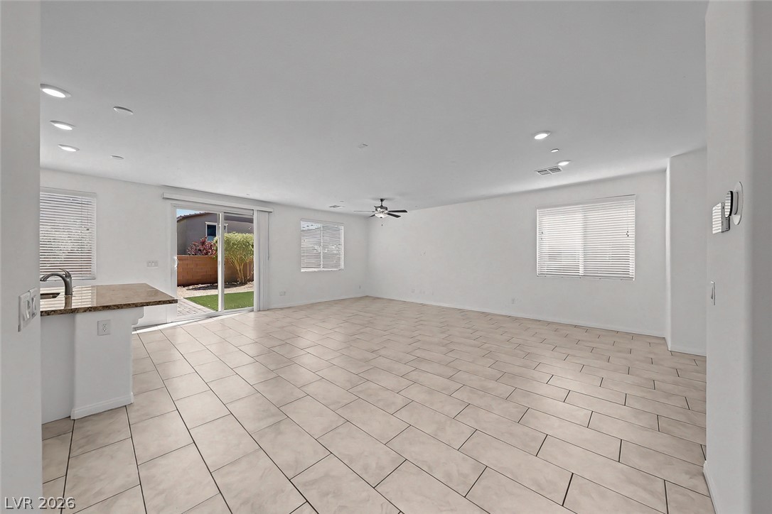 324 Tembre Court Property Photo 4