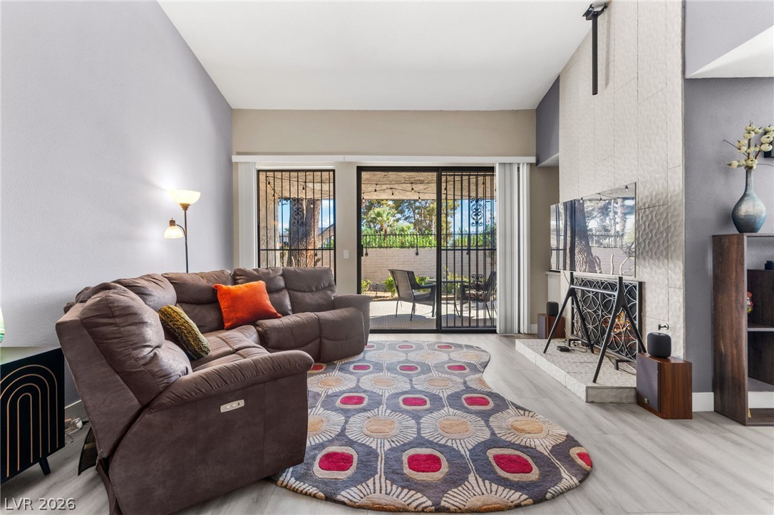 2511 Palmera Drive Property Photo 12