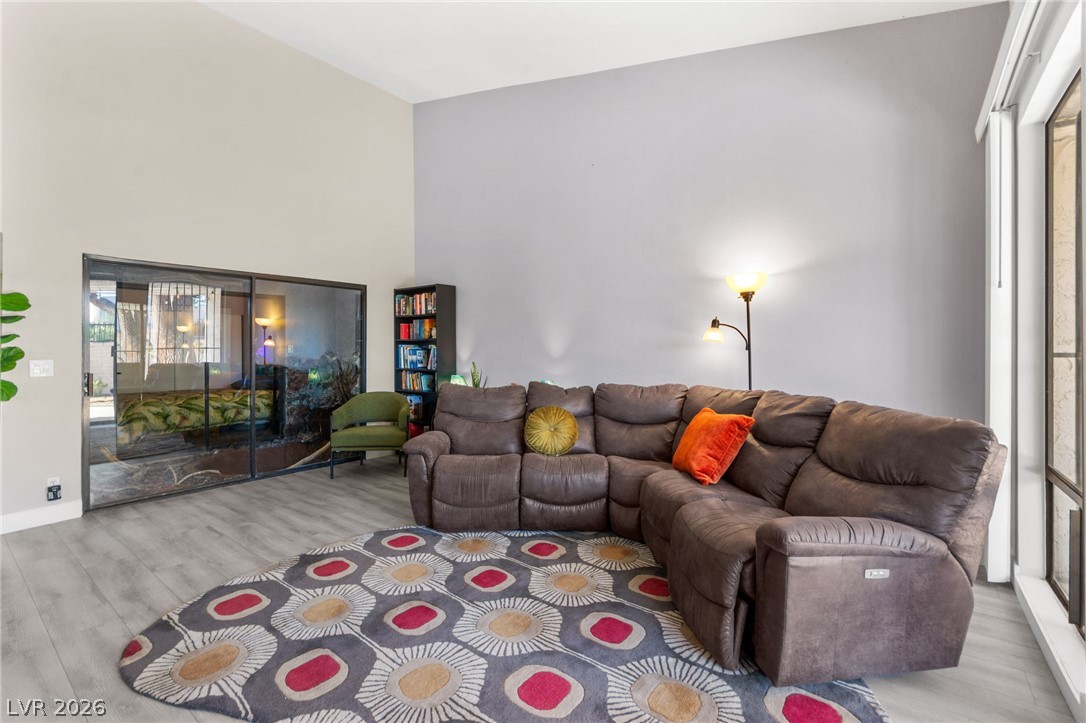 2511 Palmera Drive Property Photo 14