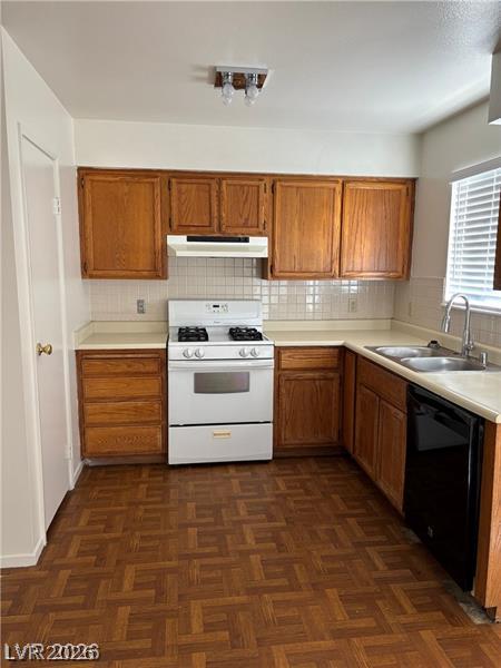 449 Ash Street Property Photo 7
