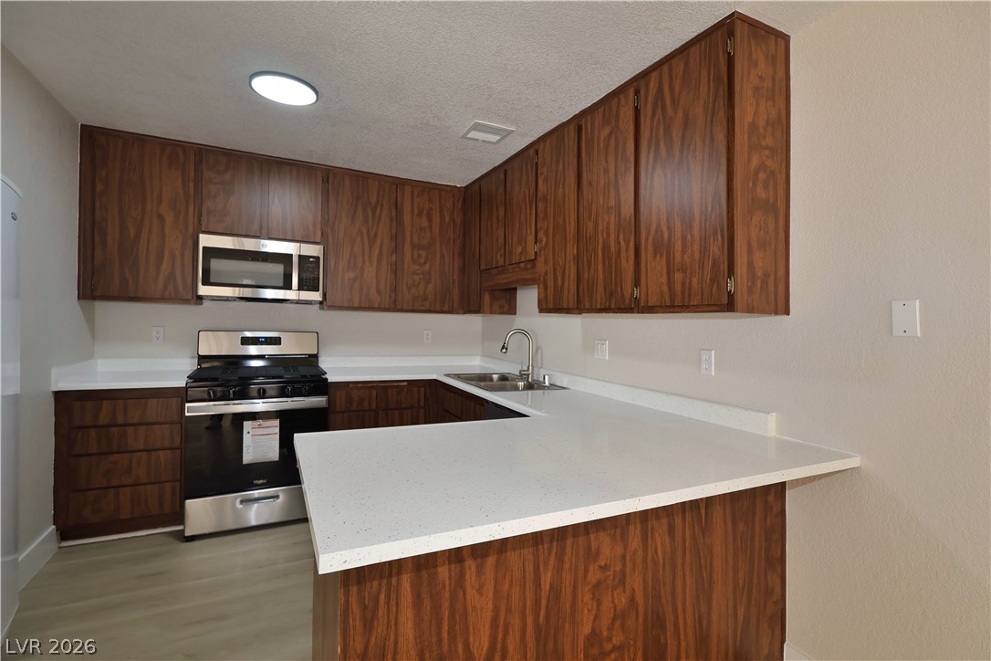 7015 Quarry Drive Property Photo 8