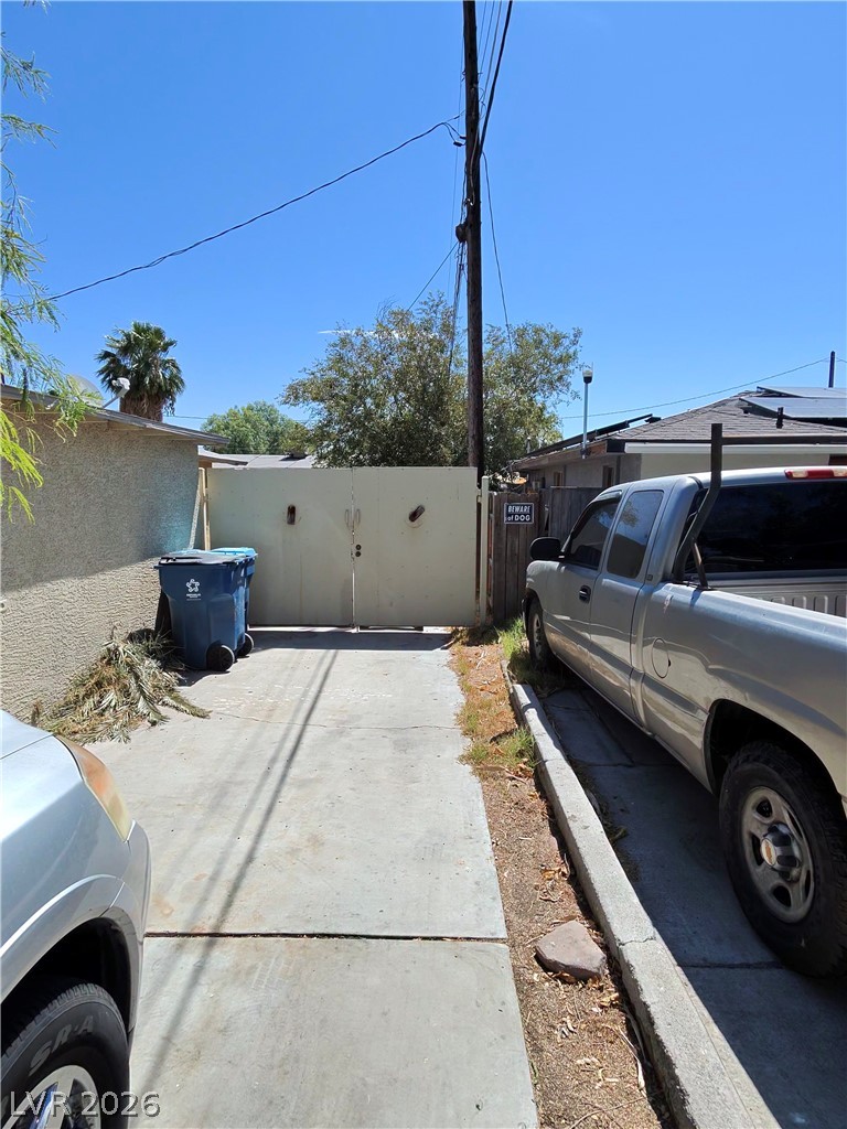 1217 South 10th Street Property Photo 2