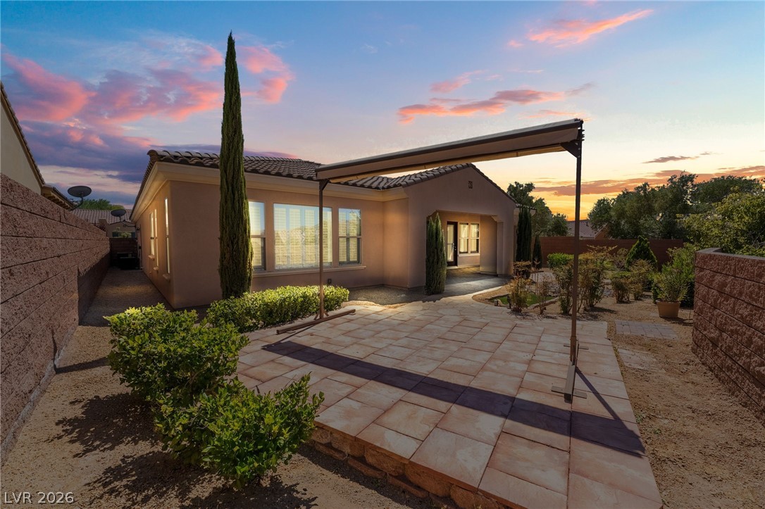 2 Lago Turchino Court Property Photo 5