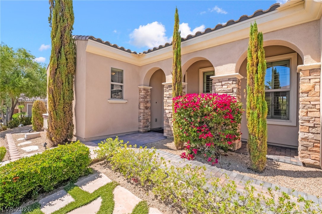 2 Lago Turchino Court Property Photo 9
