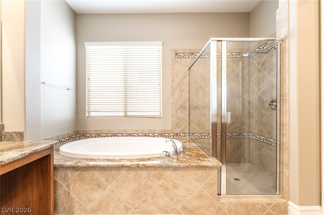 2 Lago Turchino Court Property Photo 35