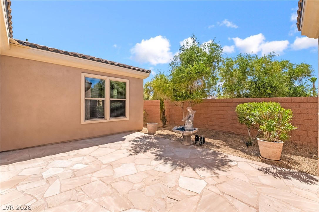2 Lago Turchino Court Property Photo 54