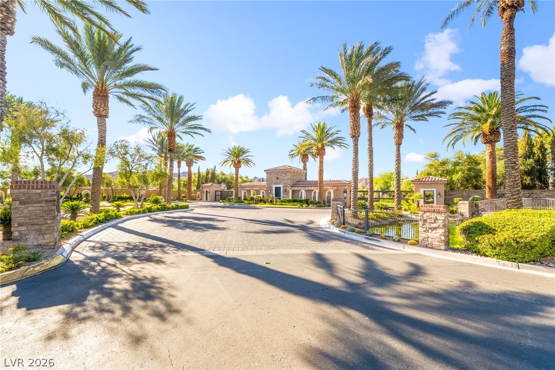 2 Lago Turchino Court Property Photo 56
