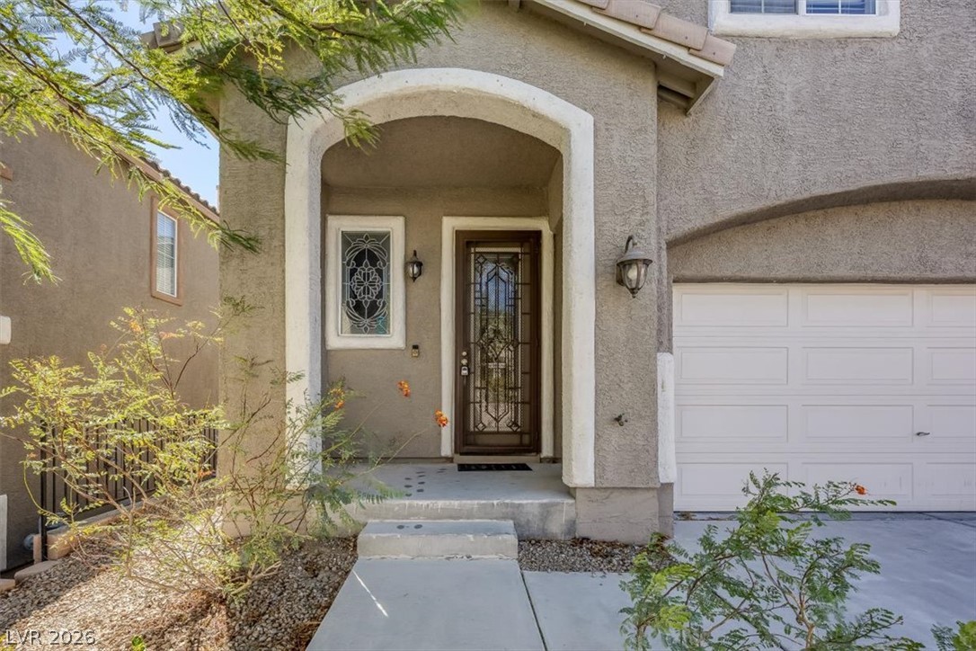 11223 Dahlia Grove Street Property Photo 4