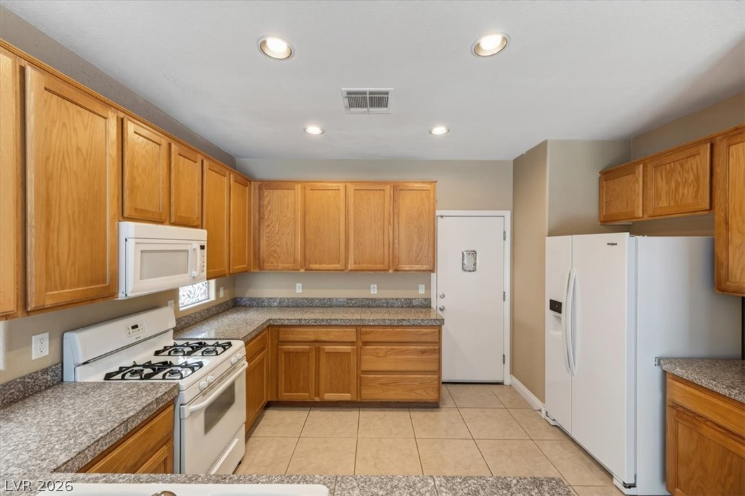 11223 Dahlia Grove Street Property Photo 13