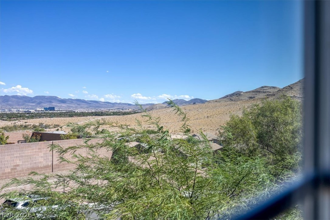 11223 Dahlia Grove Street Property Photo 31