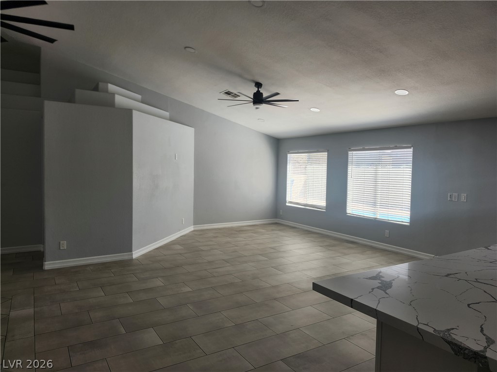 6267 Elvido Avenue Property Photo 15