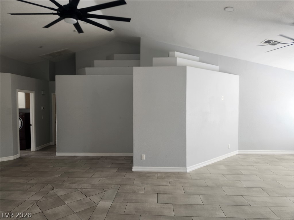 6267 Elvido Avenue Property Photo 16