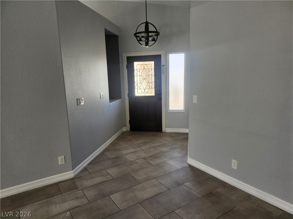 6267 Elvido Avenue Property Photo 18