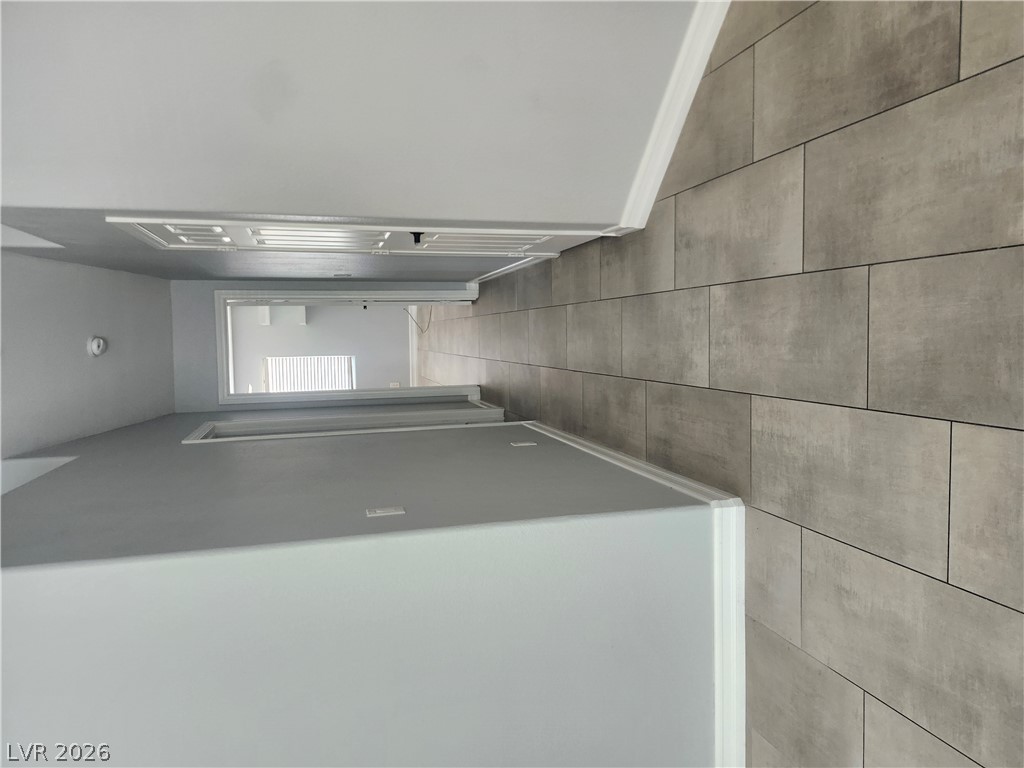 6267 Elvido Avenue Property Photo 19