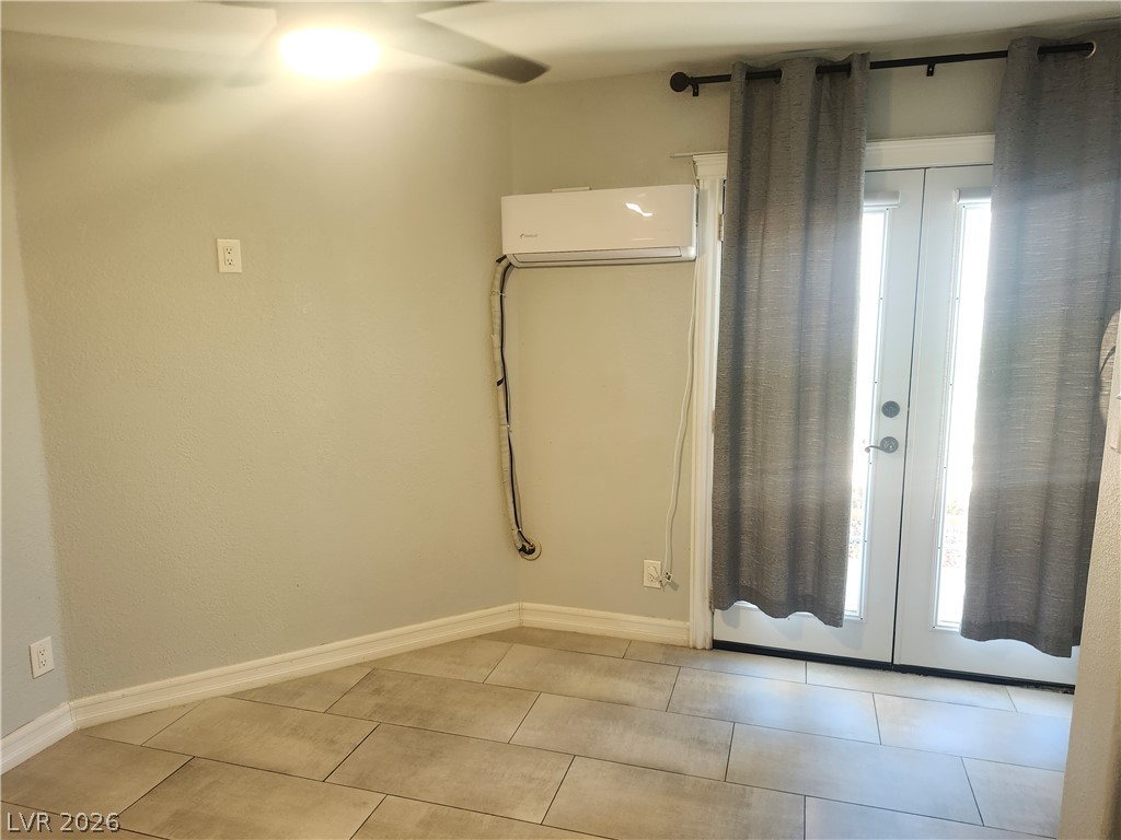 6267 Elvido Avenue Property Photo 33