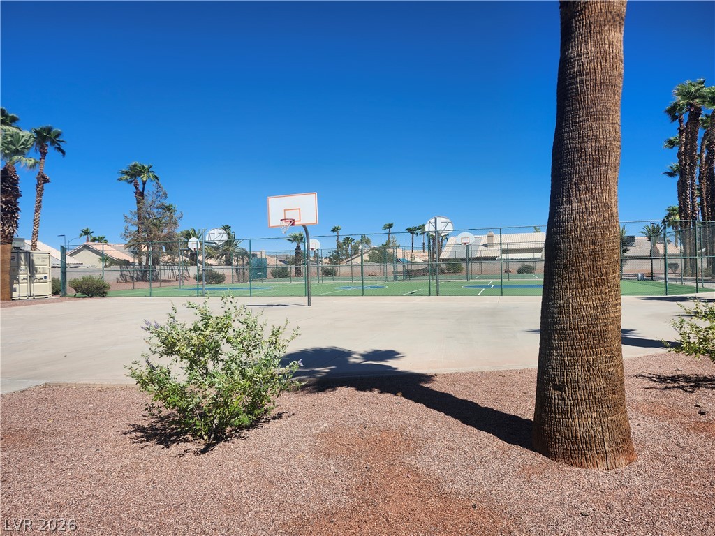 6267 Elvido Avenue Property Photo 44