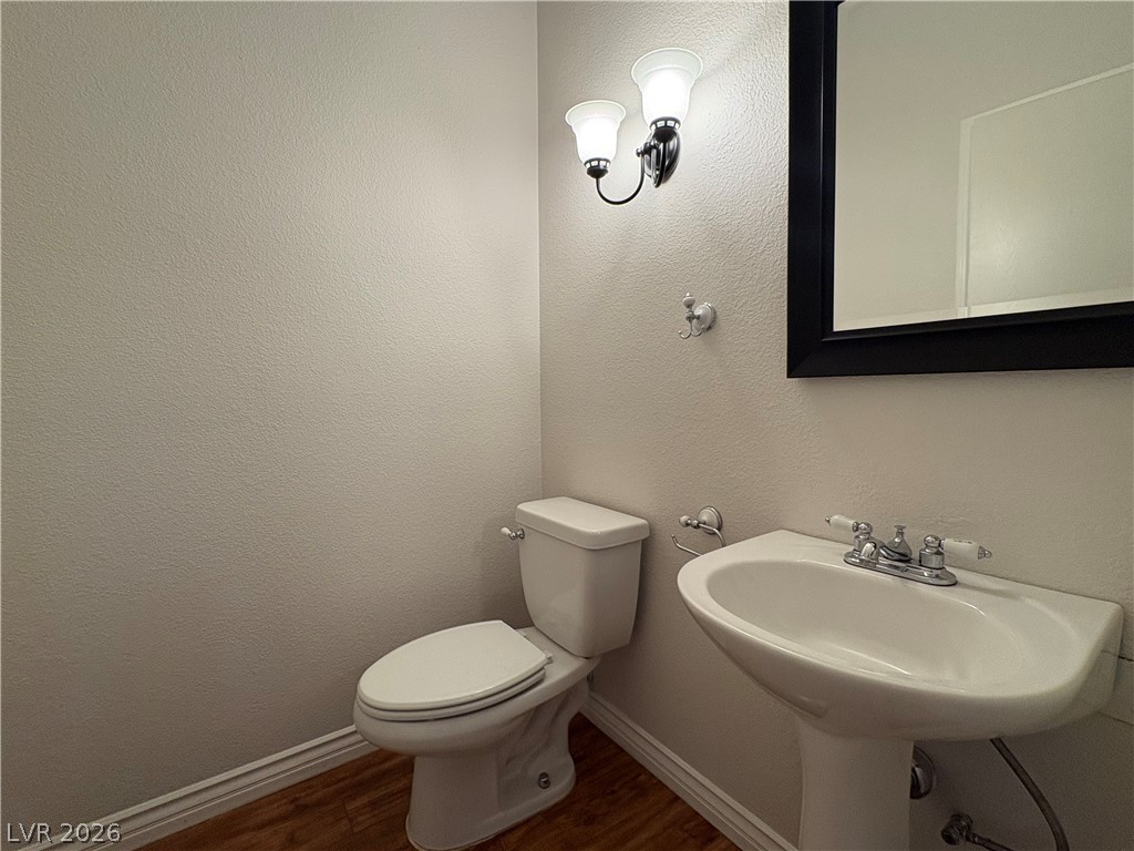 8740 Shady Pines Drive Property Photo 9