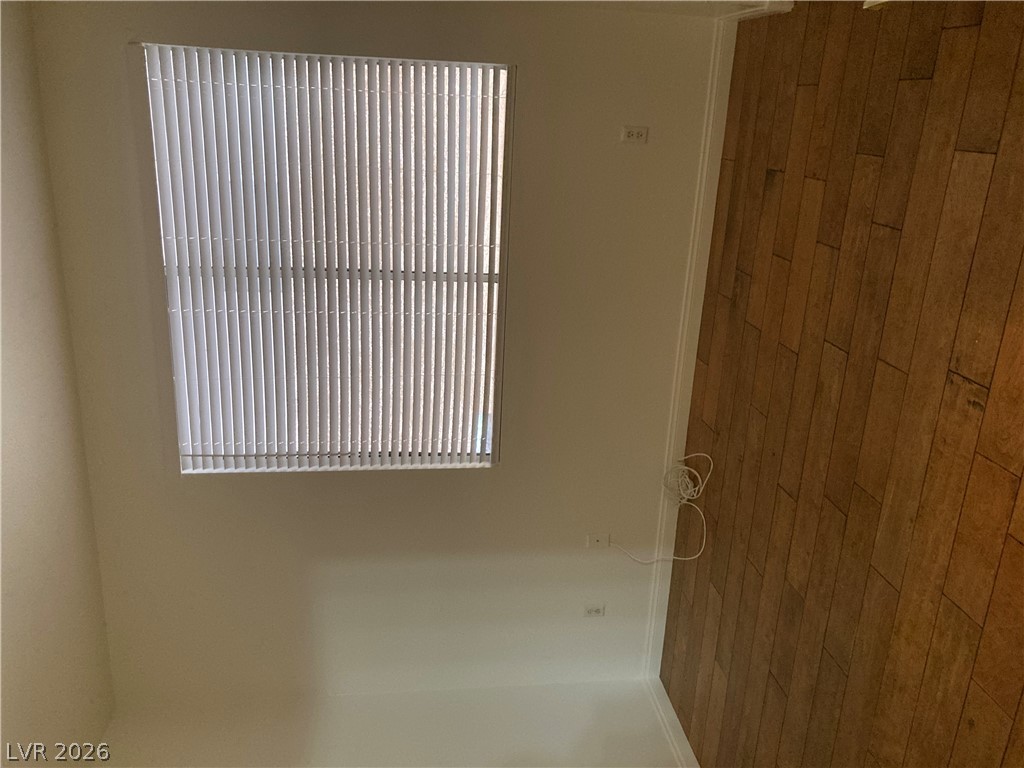 8877 Waltzing Waters Court Property Photo 10