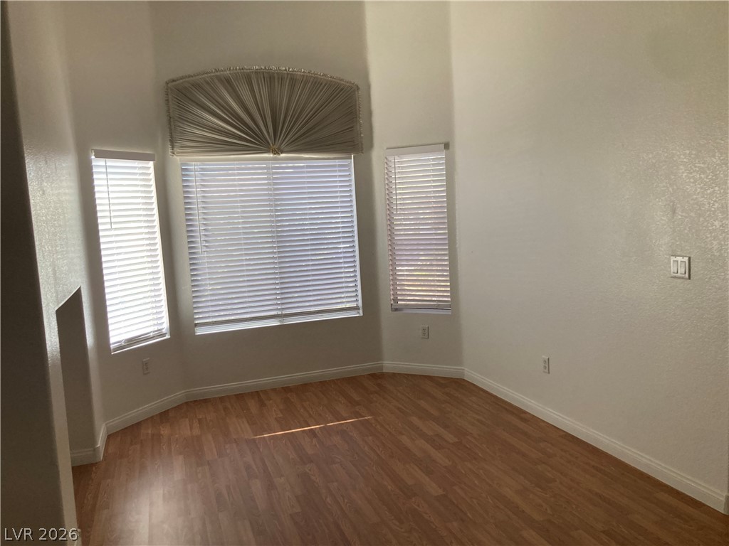 8877 Waltzing Waters Court Property Photo 17