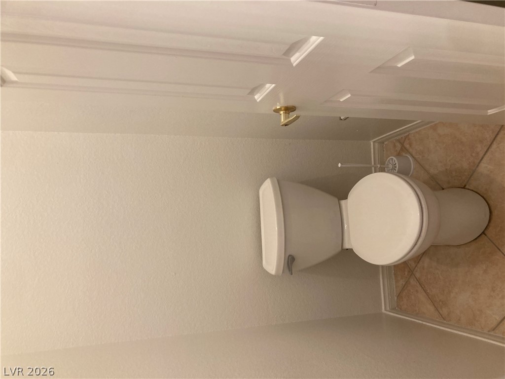 8877 Waltzing Waters Court Property Photo 21