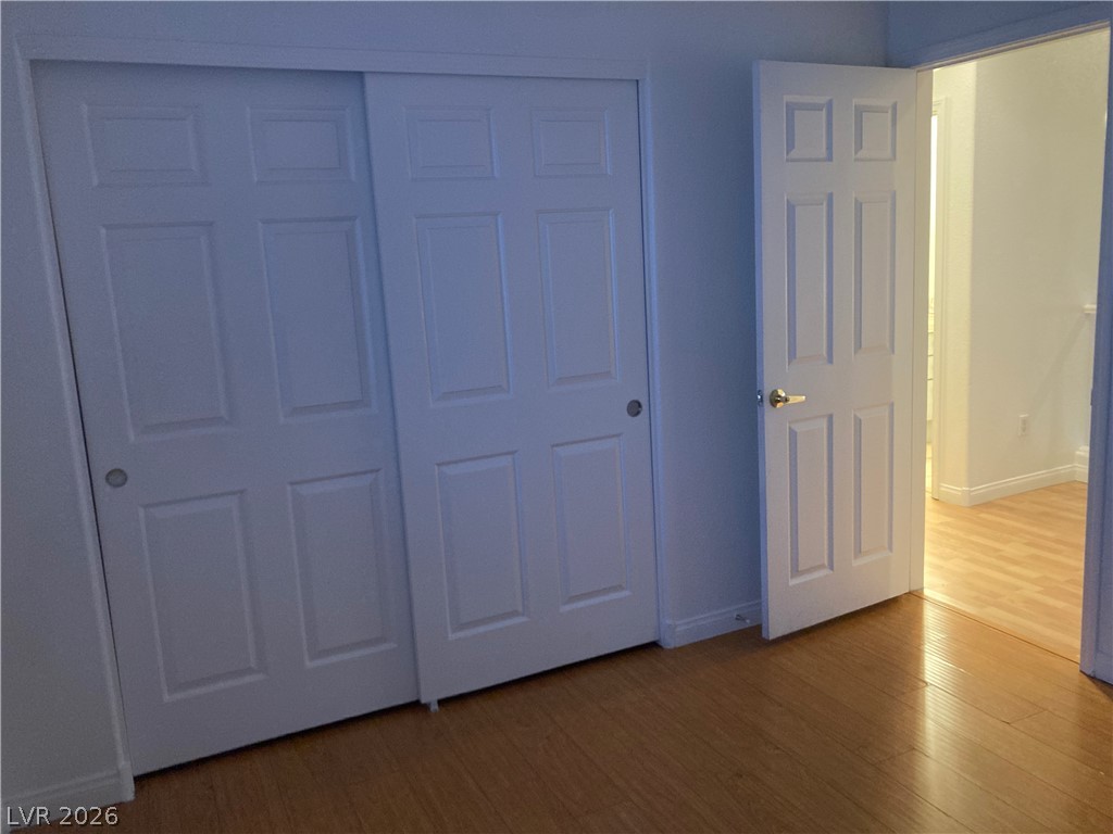 8877 Waltzing Waters Court Property Photo 27