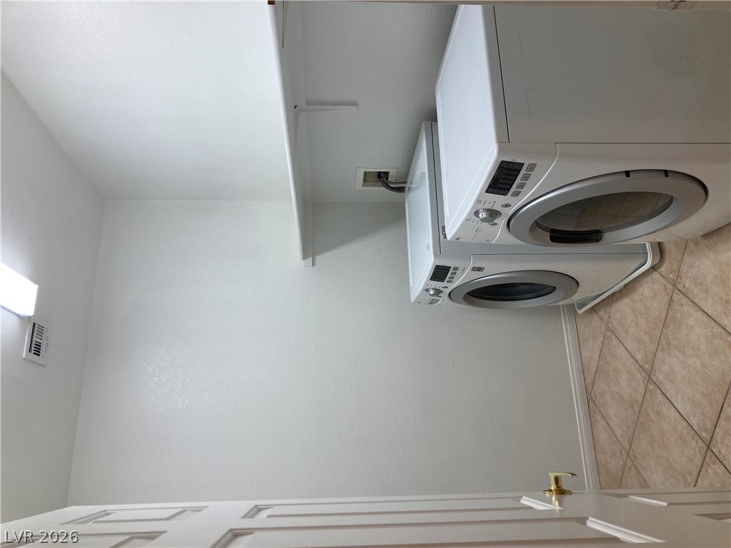 8877 Waltzing Waters Court Property Photo 30