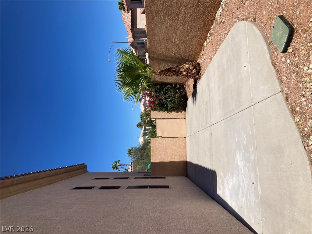 8877 Waltzing Waters Court Property Photo 42