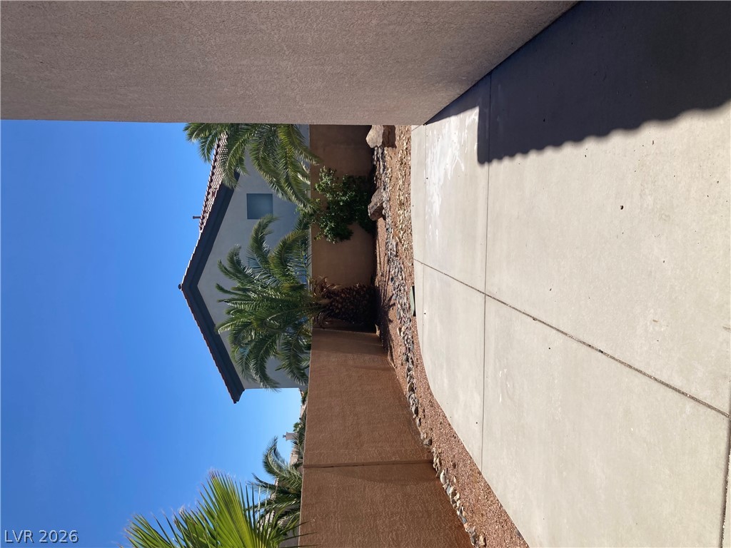 8877 Waltzing Waters Court Property Photo 44