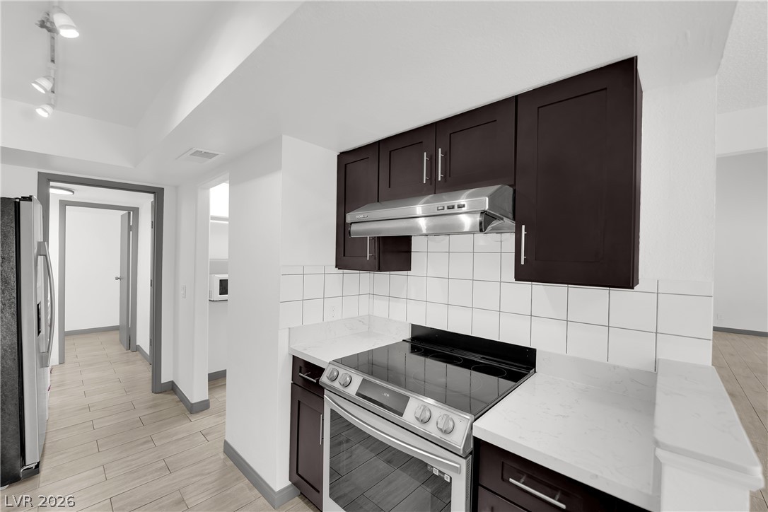 3157 Batavia Drive Property Photo 6
