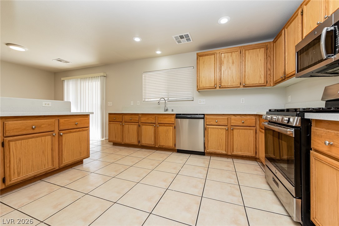 5009 Ironhorse Ranch Avenue Property Photo 10