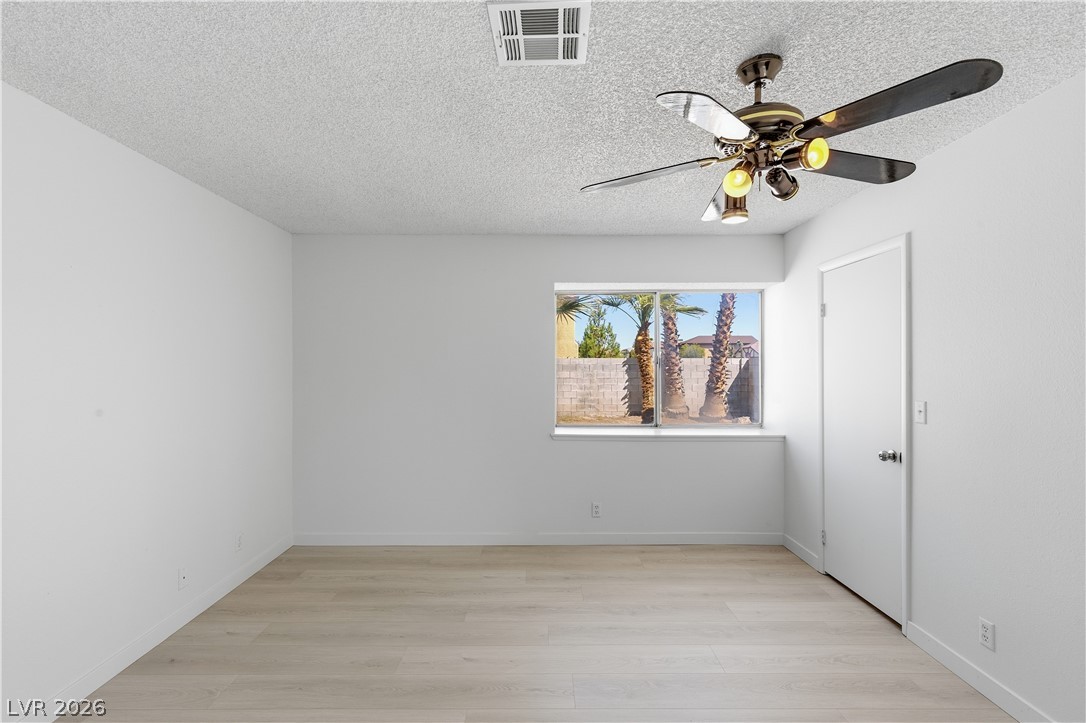 6058 Mirror Lake Drive Property Photo 24