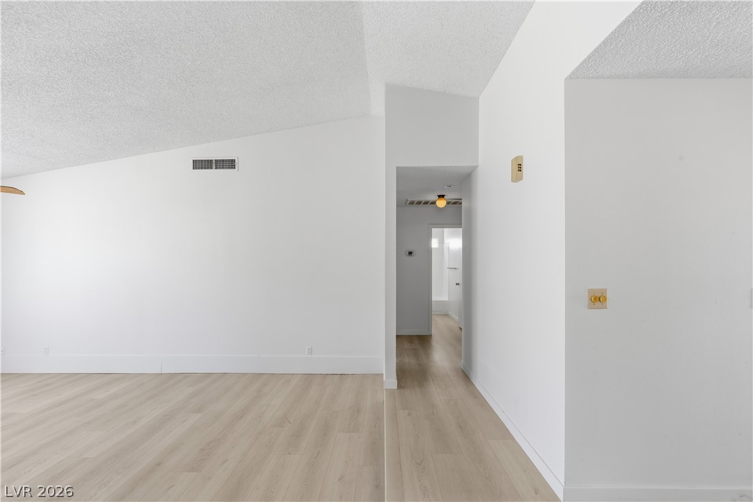 6058 Mirror Lake Drive Property Photo 25
