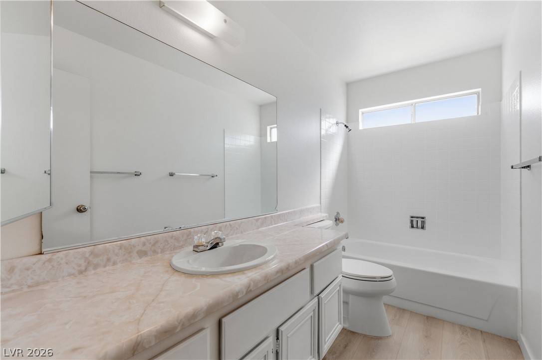 6058 Mirror Lake Drive Property Photo 32