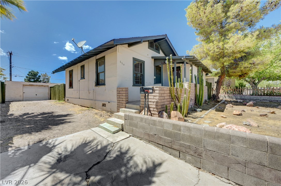 664 Avenue D Property Photo 6