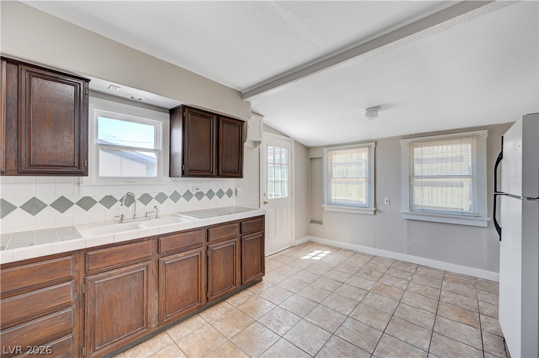 664 Avenue D Property Photo 23