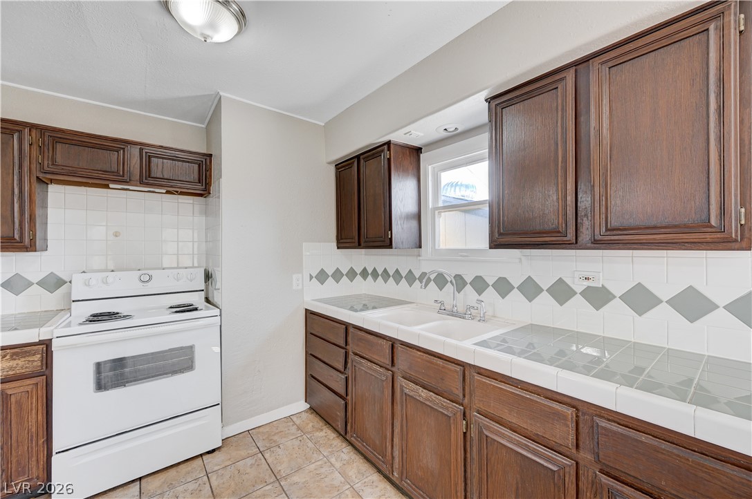 664 Avenue D Property Photo 26